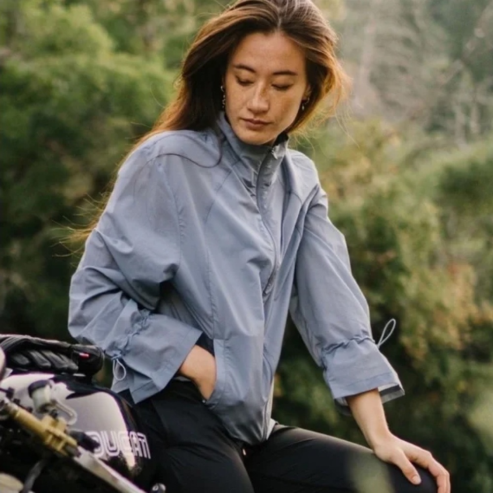 zyia active gray drawstring windbreaker large